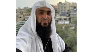 ولد الشيخ مصران في أسرة محافظة تهتم بالعلم الشرعي- منصة "إكس"