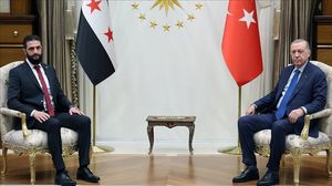  الاستراتيجية التركية تهدف إلى تجنيب سوريا تداعيات أي صراع مبكر مع إسرائيل لما له من نتائج سلبية على مستوى العلاقات مع الولايات المتحدة وأوروبا.. الأناضول