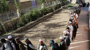 طابور للناخبين الأفغان في اليوم لانتخابات العادة - أرشيفية