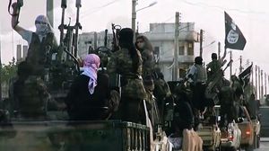 مقاتلون في تنظيم "داعش" (أرشيفية) - أ ف ب