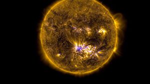 انفجارات على الجانب الأيسر من الشمس لم تؤثر على الأرض - 