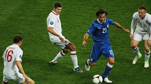 مشهد من مباراة إيطاليا وإنجلترا - ا ف ب