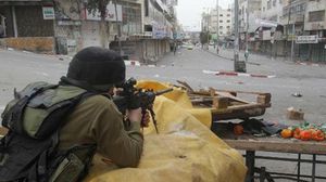 إسرائيل تهاجم الشبان الفلسطينيين بالرصاص وتعتدي على الأهالي - أرشيفية
