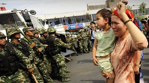 يعاني الإيغور المسلمون من القمع والاضطهاد من قبل السلطات الصينية - أرشيفية