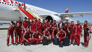 طائرة المنتخب الإسباني العائدة إلى مدريد - أرشيفية