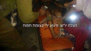 صورة لجندي إسرائيلي مصاب بثتها القنوات الإعلامية الإسرائيلية - (تلفزة عبرية)