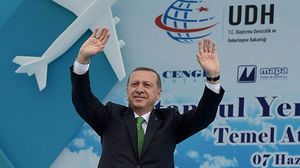 أردوغان يدشن أكبر مطار في العالم - الأناضول