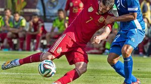 واجهت إسبانيا نظيرتها تشيلي مرتين في كأس العالم (أرشيفية) - أ ف ب