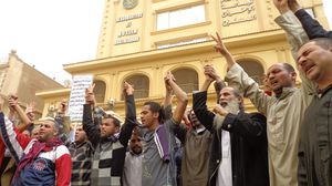 سلطات مصر عقب الانقلاب حظرت أي نشاط لجماعة الإخوان وعدّتها "إرهابية" - أرشيفية
