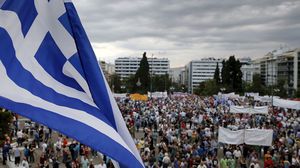 الآلاف يحتشدون في أثينا احتجاجا على التقشف - أ ف ب