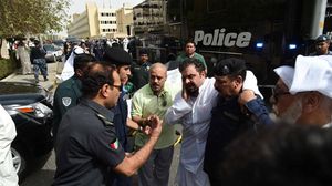 خلف تفجير الكويت 27 قتيلا - الأناضول