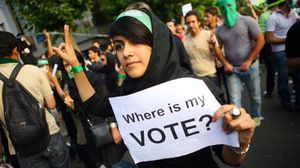 أثارت الاتهامات بتزوير الانتخابات في إيران عام 2009 احتجاجات لم تحظ بالدعم الدولي