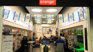 مدير "أورانج" في فرنسا أعلن أن الشركة باقية في إسرائيل - أ ف ب