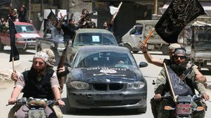 إعلان الإمارة قد يضع تنظيم القاعدة في سوريا أمام فوهات مدافع تنظيم الدولة- (أرشيفية) أ ف ب