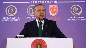 أردوغان أشار إلى أنه ناقش اتفاق التطبيع مع عباس ومشعل- أرشيفية