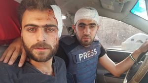 العبد الله والعيسى قبل يومين بعد إصابتهما بقصف للنظام على حلب - تويتر