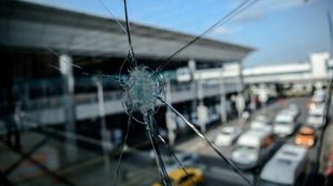 هاجم انتحاريون مطار أتاتورك في اسطنبول وقتلوا 36 شخصا ـ أ ف ب