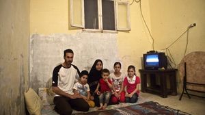 يقضي عدد من السوريون رمضان بعيدا عن بلادهم وعن أسرهم- أ ف ب