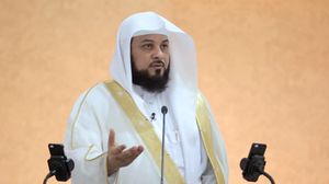 انتقد العريفي قطر قبل عدة أيام وطالبها بالتعامل بصدق مع السعودية- يوتيوب