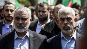شكل انتخاب السنوار (يمين) لقيادة حماس في غزة تحولا في مسار الحركة - أ ف ب