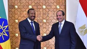  السيسي طلب من رئيس وزراء أثيوبيا ترديد قسم بعدم الإضرار بمياه مصرن وهو ما اعتبره نشطاء إهانة للشعب - اليوم السابع 