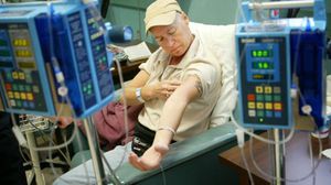الميتفورمين مع دواء لضغط الدم يمكن أن يوقف نمو الأورام السرطانية- جيتي