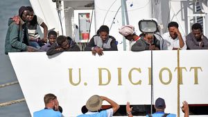 رفضت إيطاليا استقبال سفينة المهاجرين - جيتي