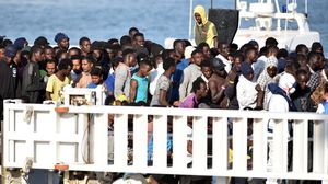 وزير الداخلية الألماني طالب بتأسيس مناطق للاجئين بمنطقة الساحل الإفريقي- جيتي