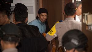 يعد أمان عبد الرحمن الزعيم الأيديولوجي لـ"جماعة أنصار الدولة التي تضم متعاطفين مع تنظيم الدولة بإندونيسيا- جيتي
