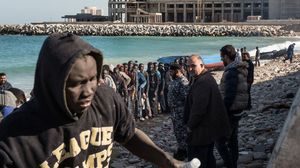أصبحت ليبيا بوابة عبور لبعض المهاجرين إلى أوروبا- جيتي 