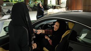 بدأت الأحد، السلطات السعودية السماح للمرأة بقيادة السيارة- جيتي