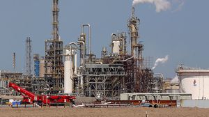 شركة النفط الكويتية اتخذت خطوات أخرى لترشيد الموازنة التشغيلية للعام المالي 2020\2021 بخفضها قرابة 18 بالمئة- جيتي