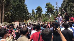 طلاب في الجامعة الأردنية يحتجون على قانون الضريبة- تويتر