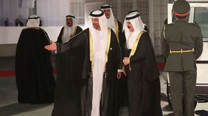 مصادر سياسية قالت إن محمد بن زايد يدعم العاهل البحريني في صراعه مع رئيس الوزراء- جيتي 