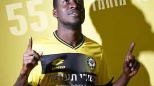 أوضحت صحيفة إسرائيلية أن لاعب خط الوسط النيجيري البالغ من العمر 23 عاما مسيحي متدين- تويتر