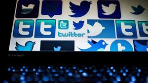 الجزيرة: تحول "تويتر" في الشرق الأوسط من أداة للشفافية إلى روبوتات ودعاية- جيتي