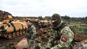 زادت عمليات تبادل القصف بين قوات النظام السوري والجيش التركي بشمال سوريا- جيتي