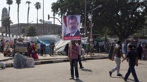 التلفزيون المصري: مرسي تعرض لنوبة إغماء أثناء المحاكمة توفي على إثرها- جيتي