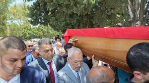 راشد الغنوشي يشارك في تشييع جنازة عبد الرؤوف بولعابي إلى مثواه الأخير  (صفحة الغنوشي)