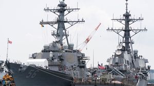 انضمت القطع البحرية إلى الأسطول الأمريكي الخامس - جيتي