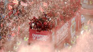 حضر كأس البطولة الأغلى أوروبيا في الاحتفال الضخم الذي غاب عن المدينة نحو 14 سنة- موقع ليفربول