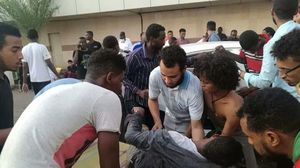 فضت قوات أمنية الاعتصام أمام مقر القيادة العامة للجيش في العاصمة الخرطوم؛ ما أسقط ثلاثين قتيلا ومئات الجرحى- جيتي