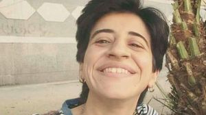 قال نشطاء ومدونون وحقوقيون وإعلاميون وسياسيون إن انتحار الناشطة الشابة سارة حجازي بسبب الضغوط التي تعرضت لها- مواقع التواصل