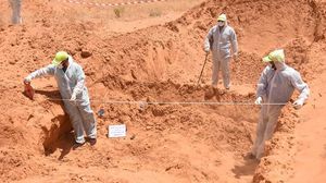 فرق متخصصة انتشلت 5 جثث مجهولة من مقبرة جماعية جديدة بمشروع الربط في ترهونة- قوات بركان الغضب