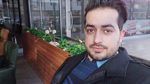 كان الناشط البلوشي الإيراني "عبدالله بزرقزادة" قد وثق بمقطع فيديو لحظة توقيفه، وسط مخاوف من ترحيله إلى طهران- تويتر