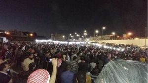 قوة أمنية فككت خيمة أقامتها عشيرة العجارمة للاحتجاج على قضية نائبهم- تويتر