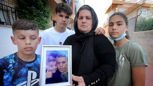 كشفت الزوجة الإسبانية أن القاتل ردد "اللعنة للمغاربة" قبل إطلاق النار على زوجها- صحيفة البايس