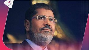 تعرض مرسي لنوبة إغماء داخل قاعة المحكمة- عربي21