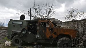 آلية مدمرة للجيش الأوكراني خلال المعارك العنيفة- نوفوستي
