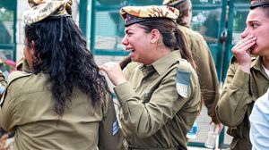 بحسب الإعلام الإسرائيلي فإن المجندة القتيلة كانت برفقة جندي آخر في كبينة حراسة لمدة 12 ساعة- جيتي